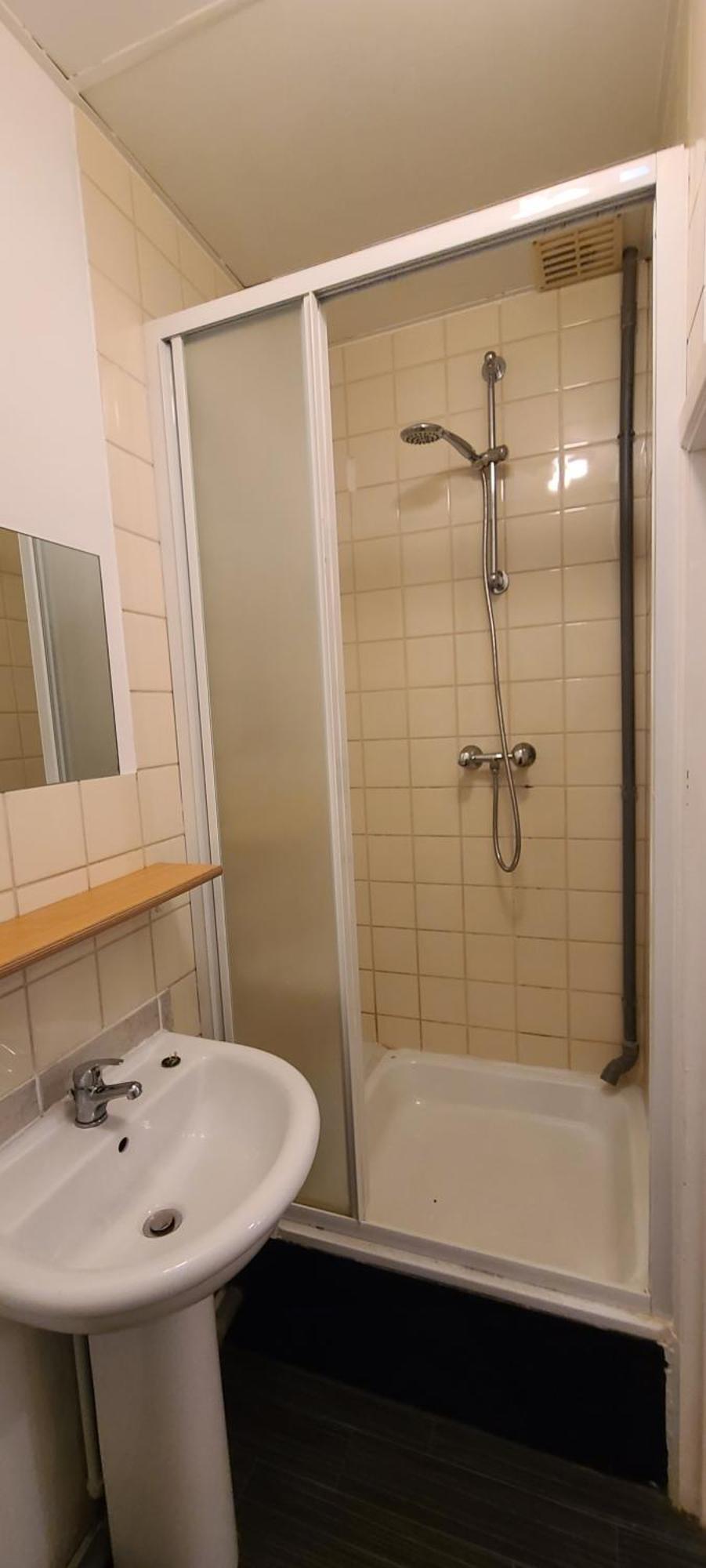 Hebergement Basique Et Fonctionnel Bon Rapport Qualite Prix Apartment Nameche Ngoại thất bức ảnh